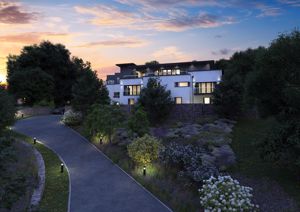 Photo 9- click for photo gallery